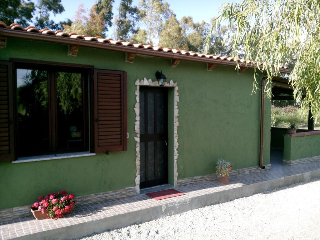 Appartamento Il Salice Casa Minnina Exterior foto